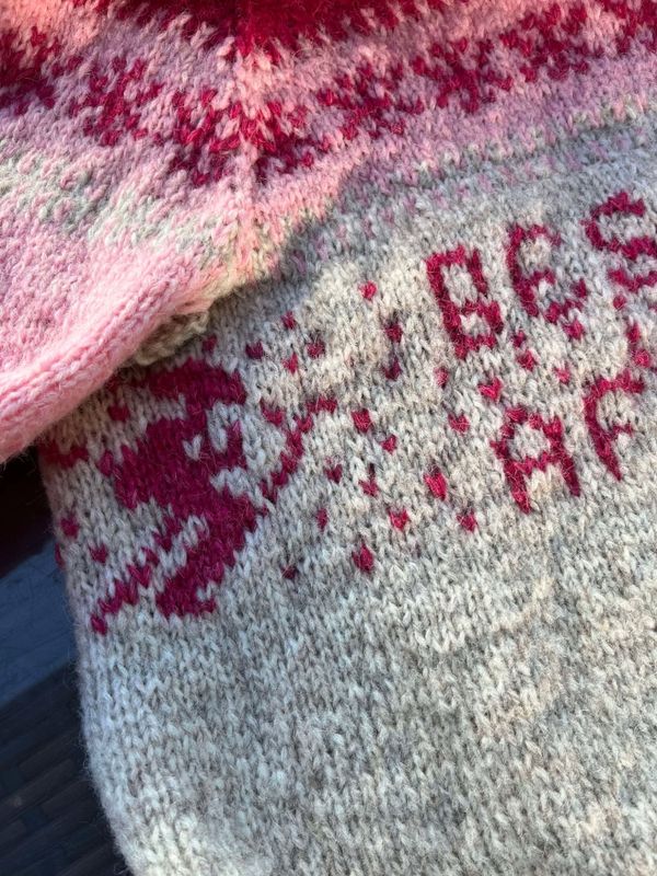 Afterski-genser - Ferdigstrikka