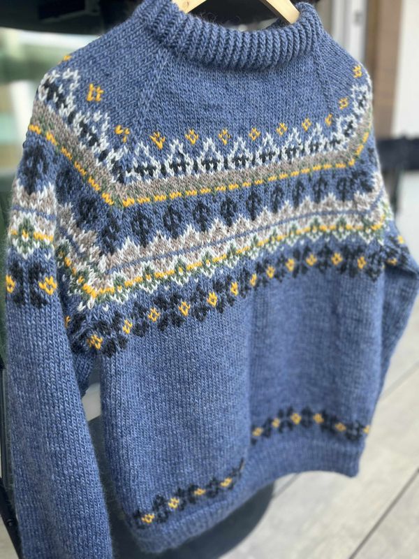Topdals sweater (pattern)