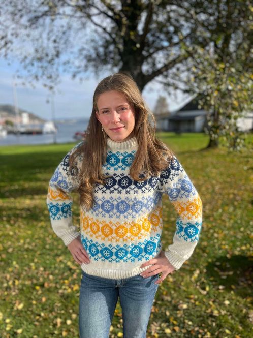 Hovedbilde Å-genser i Viking Wool - Ferdigstrikka