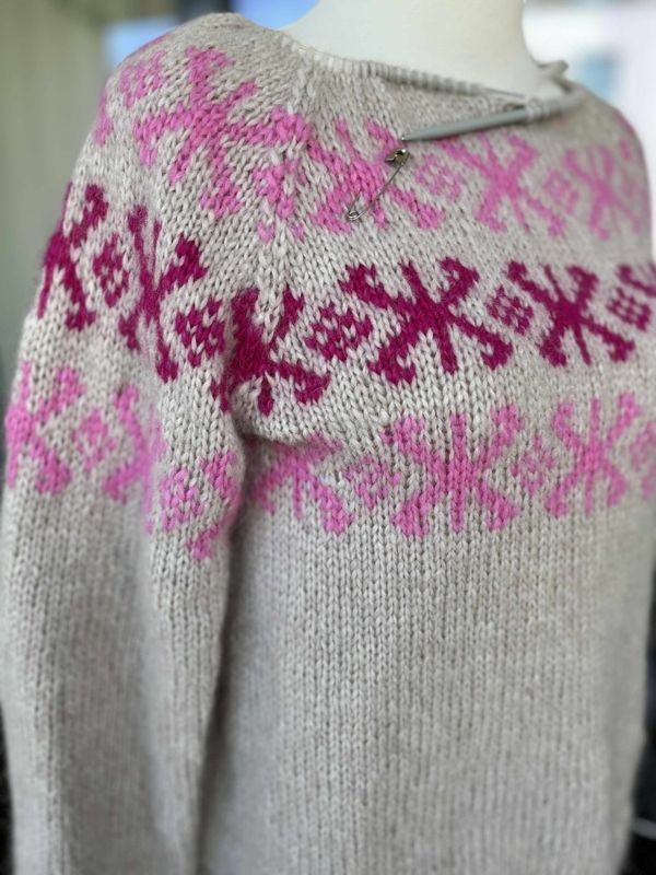 Trollholmen sweater (pattern)