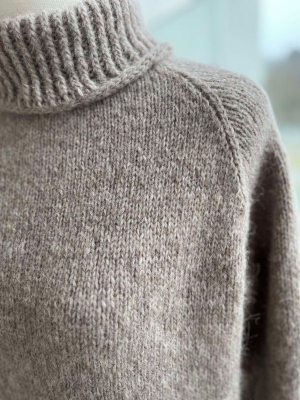Blomsbukt sweater