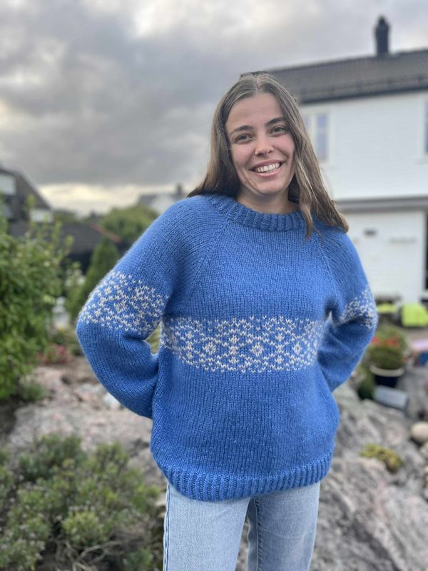 Augland-genser, blå (oppskrift)