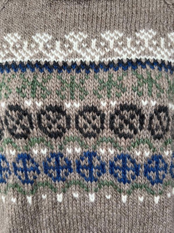 Fantholmen-genser (strikkepakke)